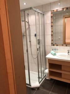 Kúpeľňa v ubytovaní Hotel Garni Central - Zimmer - Studios - Apartments
