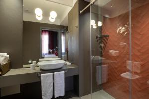 Koupelna v ubytování Re Sale Boutique Hotel