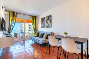 A seating area at Las Vistas Ocean View PH08