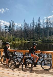 Jazda na bicykli v okolí ubytovania FORREST