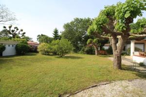 Gallery image of Villa 6 personnes avec beau jardin proche des pistes cyclables in Andernos-les-Bains