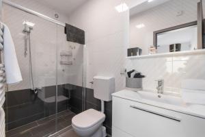 Phòng tắm tại Apartments Valentino +22 ảnh