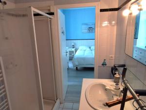 Kúpeľňa v ubytovaní Villa "La Chatte"