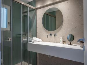 Koupelna v ubytování Electra Luxury Apartment at the Heraklion Center