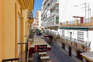 Balkón nebo terasa v ubytování Relaxing Beach Apartment in Fuengirola Parking