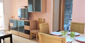A kitchen or kitchenette at ACV - Costa Azahar I-2ª Linea Planta 2 Norte