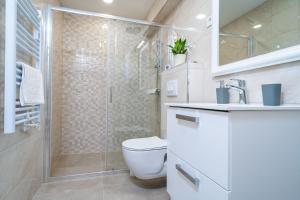 Kúpeľňa v ubytovaní Apartmani Kralj