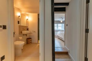 Ένα μπάνιο στο Finest Retreats - ARC Painswick +66 φωτογραφίες