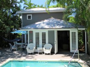 Πισίνα στο ή κοντά στο Ambrosia Key West