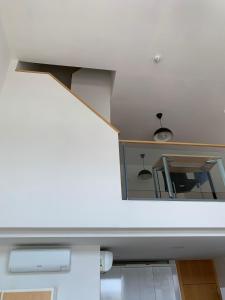 Zdjęcie z galerii obiektu Loft luminoso Alcorcón M-40 Madrid w mieście Alcorcón