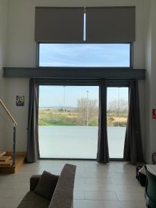 Część wypoczynkowa w obiekcie Loft luminoso Alcorcón M-40 Madrid