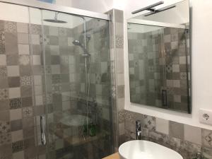 Kúpeľňa v ubytovaní Apartamentos Casa la Costanilla