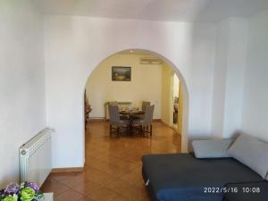 Posedenie v ubytovaní Apartments and room Suza