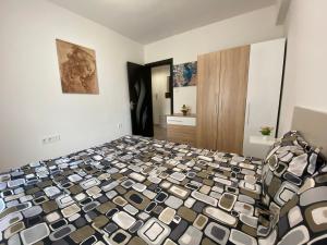 Fotografie z fotogalerie ubytování Brand New Cozy 1BR flat with AC & FREE street Parking v destinaci Plovdiv