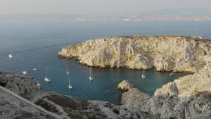 Fotografia z galérie ubytovania Les pieds dans l'eau sur l'Ile du Frioul v destinácii Marseille