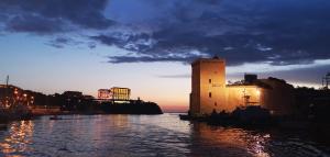 Gallery image of Les pieds dans l'eau sur l'Ile du Frioul in Marseille