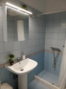 Kúpeľňa v ubytovaní Old Town stay furnished apartment + 13 fotografií