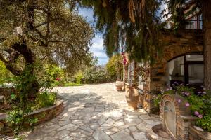 Vonkajšia záhrada v ubytovaní Hidden Gem Sithonia