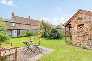 Gallery image of Hillside Cottage in Bridgwater