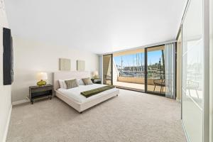 Gallery image of HEAVENLY SUNSET MARINA VIEW 3BD/2BH IN MDR/VENICE in Los Angeles