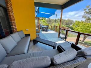 Gallery image of Sails to Sea - 4 Bedroom Pet Friendly Private Pool in Pambula Beach