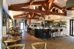 Restaurace v ubytování Domaine de La Font des Pères - Teritoria