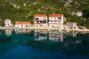 Gallery image of BOCA - 3 Bedroom apartment by the sea in Prožura