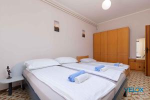 Postel nebo postele na pokoji v ubytování Apartment in Vrvari with One-Bedroom 2
