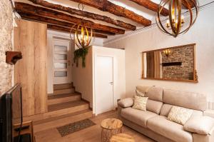 Gallery image of Casa Nicole in Portell +28 photos