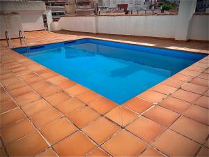 Bazén v ubytování Apartamento en La herradura con Piscina y PARKING nebo v jeho okolí + 13 fotografií