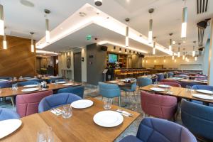 Un restaurant sau alt loc unde se poate mânca la Radisson Hotel Istanbul Harbiye