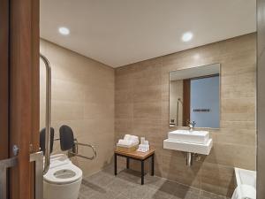 Roynet Hotel Seoul Mapoにあるバスルーム
