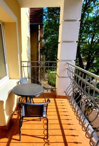 Ein Balkon oder eine Terrasse in der Unterkunft Villa Jupiter