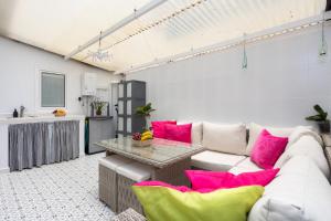 Posezení v ubytování Home2Book Elegance City Center Apartment