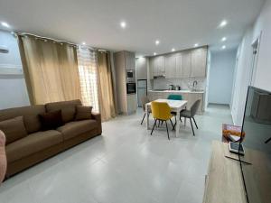 Fotografia z galérie ubytovania New-Excepcional 2 habitaciones y 2 baños en Mareverde Costa Adeje v destinácii Adeje