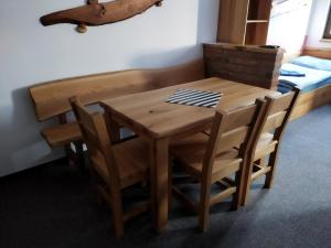 Imagine din galeria proprietății Vinný sklep a penzion U Vinohradu în Velké Bílovice