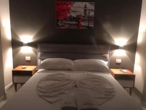 Afbeelding uit fotogalerij van Hotel Real in Ishull-Lezhë +8 foto's