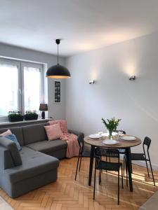 Χώρος καθιστικού στο Klimatyczny Apartament pod Ratuszem -ul. Śląska 2