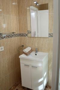 Koupelna v ubytování JUST To SLEEP 2 BEDROOMS APARTMENTS