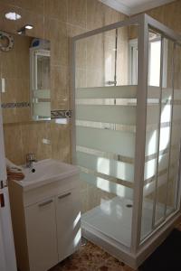 Koupelna v ubytování JUST To SLEEP 2 BEDROOMS APARTMENTS