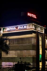 Afbeelding uit fotogalerij van Hotel Royal Palm Dehradun in Dehradun