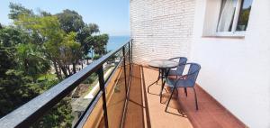 Balkón alebo terasa v ubytovaní Skol 329 – Spacious Beachfront Studio with Sea Views