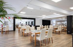 TV a/nebo společenská místnost v ubytování Hotel Chamartin The One