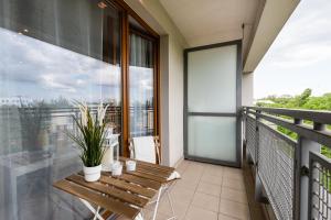 Zdjęcie z galerii obiektu Wola Prime 2-bedroom Apartment w Warszawie
