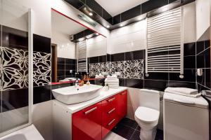 Zdjęcie z galerii obiektu Wola Prime 2-bedroom Apartment w Warszawie