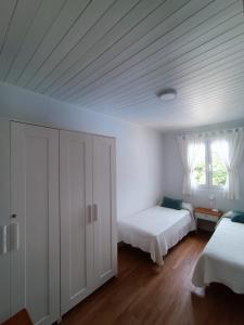 Gallery image of Bon Repos - B10, Apartamento con Terraza en Cala'n Bosch in Cala en Bosc
