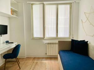 Μια τηλεόραση ή/και κέντρο ψυχαγωγίας στο Mamidoli apartment, exclusive area in Chiavari