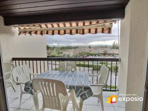 Balkon lub taras w obiekcie Studio 4 couchages piscine , plage , vue canigou