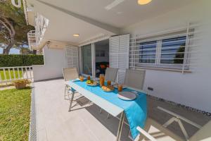 Balkón alebo terasa v ubytovaní Apartamento Beachfront Sonrisas
