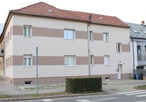 Budova, v ktorej sa apartmán nachádza